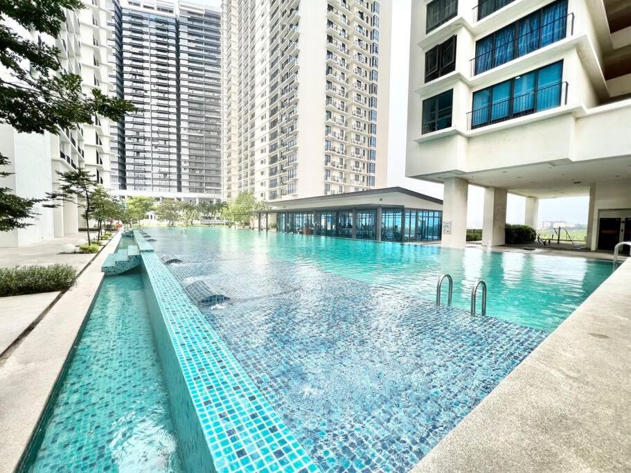 D 1-5Pax Cozy Home Trefoil Setia Alam 3Bed Wifi &Tv Shah Alam Setia City Mall Bagian luar foto
